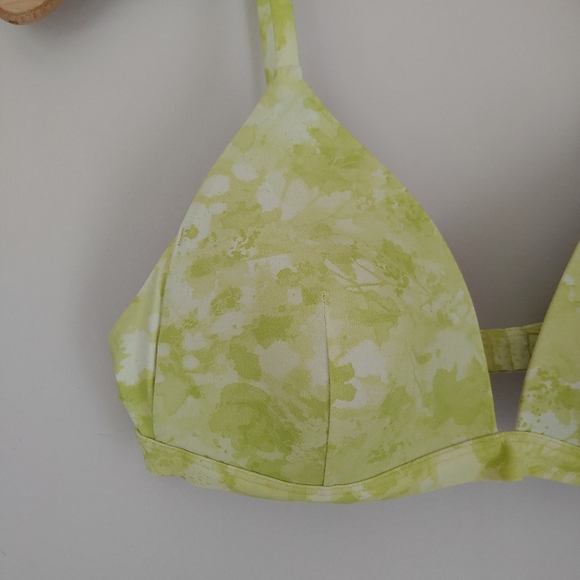 Lululemon Deep Sea Swim Bikini Top Size 4 Dappled Blossom Yellow Multi - Picture 9 of 16